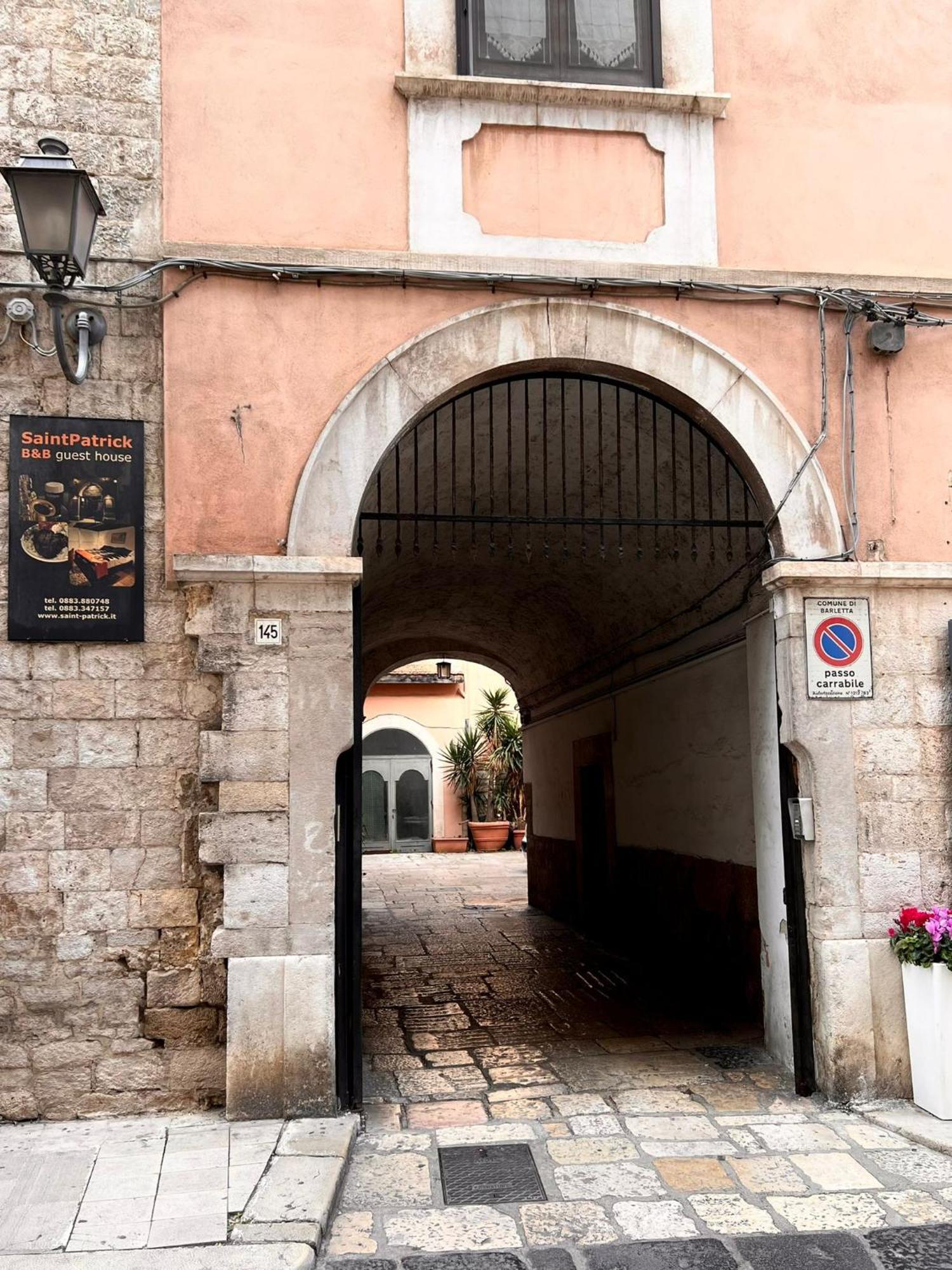 Saint Patrick Guest House Barletta Exterior foto