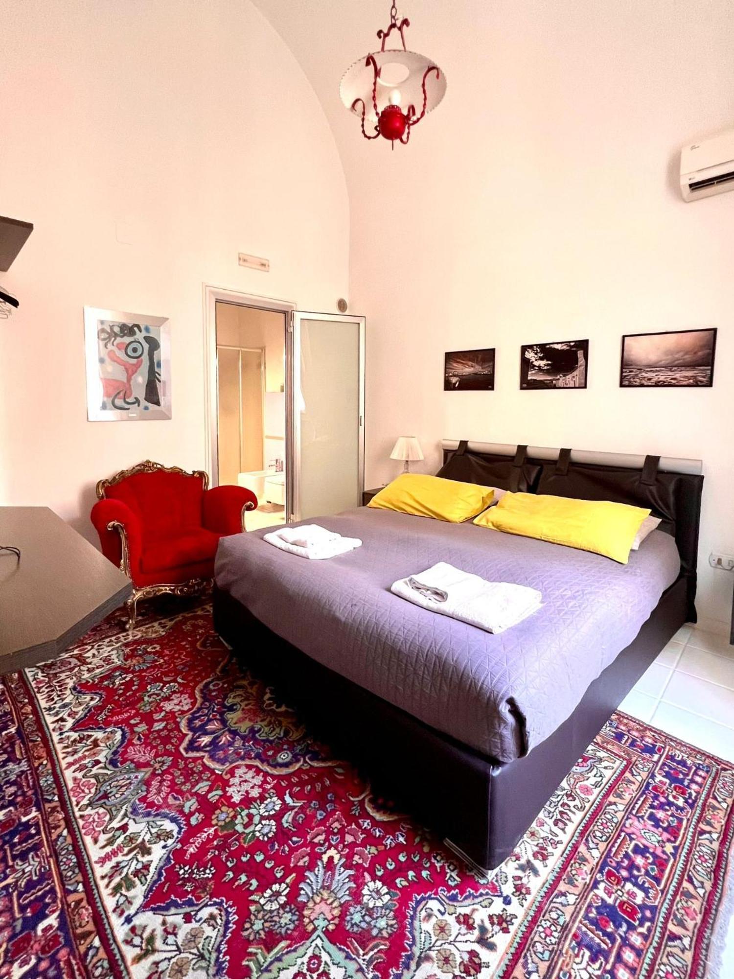 Saint Patrick Guest House Barletta Exterior foto